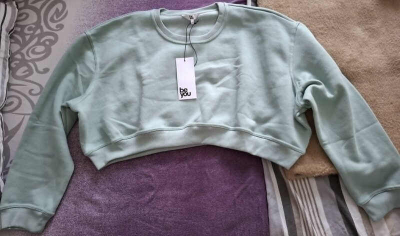 Bluza verde deschis - produs nou